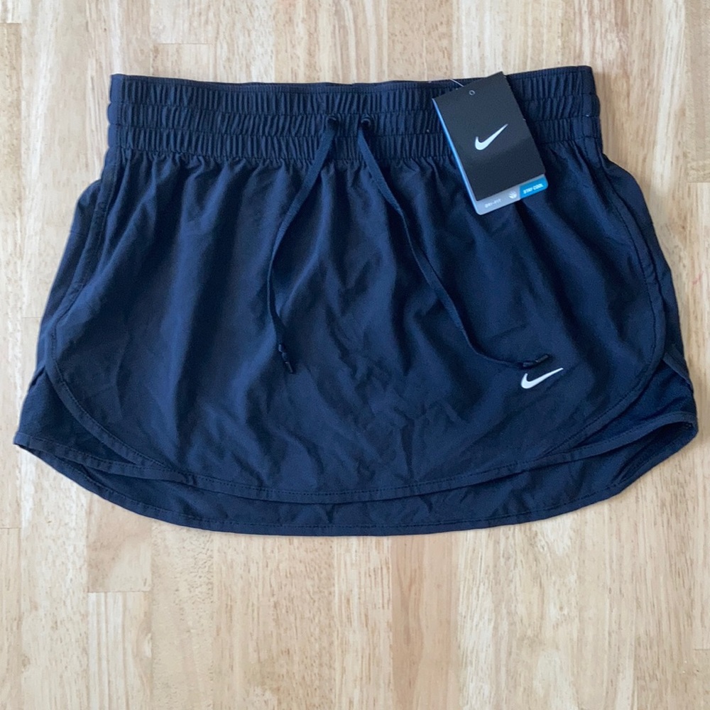 NWT Nike Dri-fit skirt